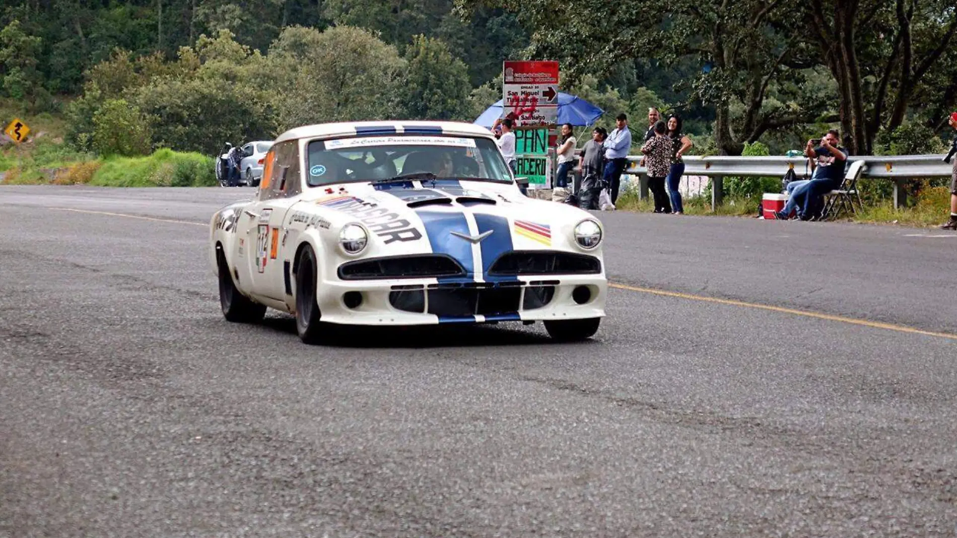 Fotógrafos disfrutaron la carrera Panamericana.